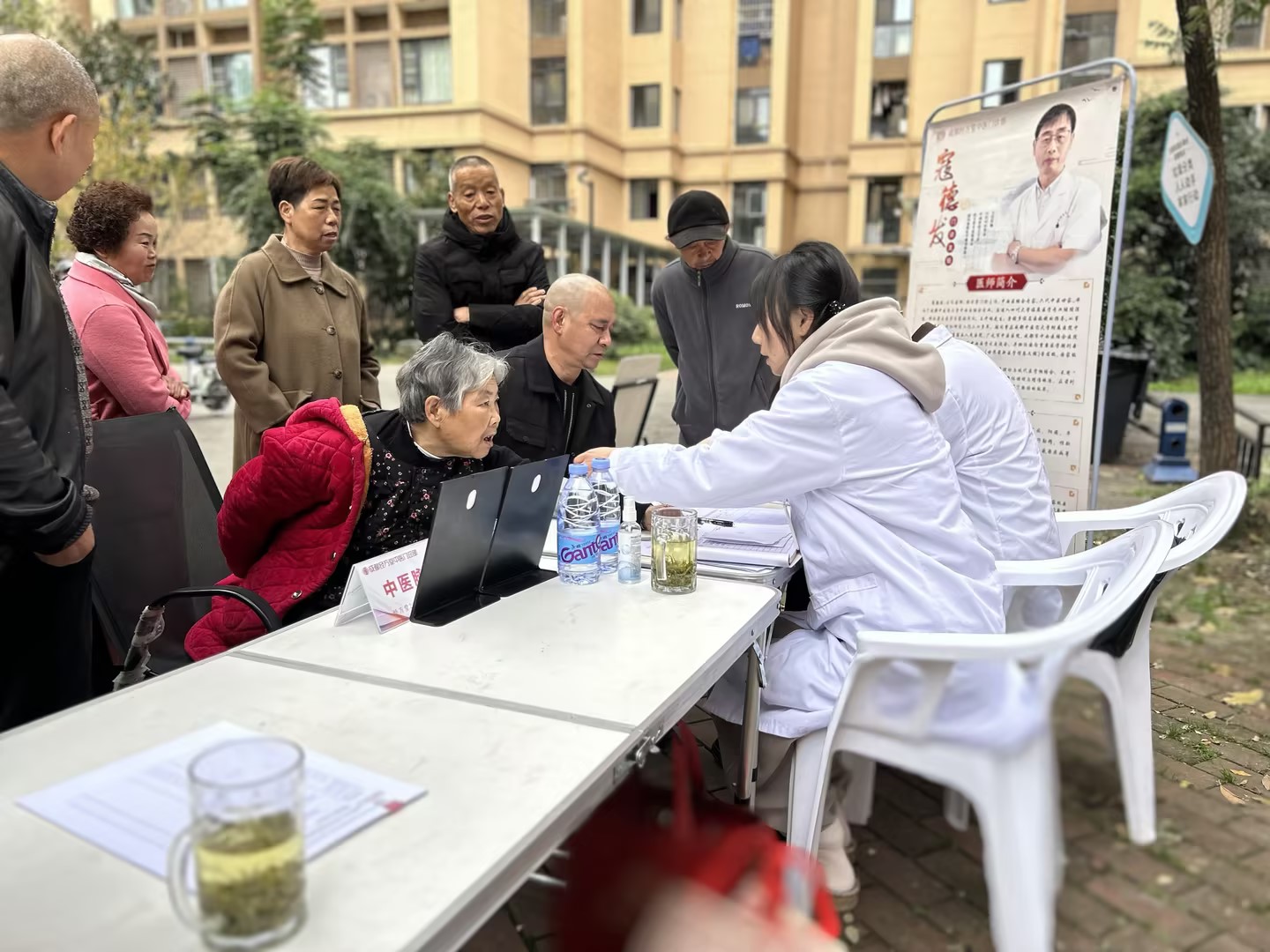 经方堂公益义诊现场